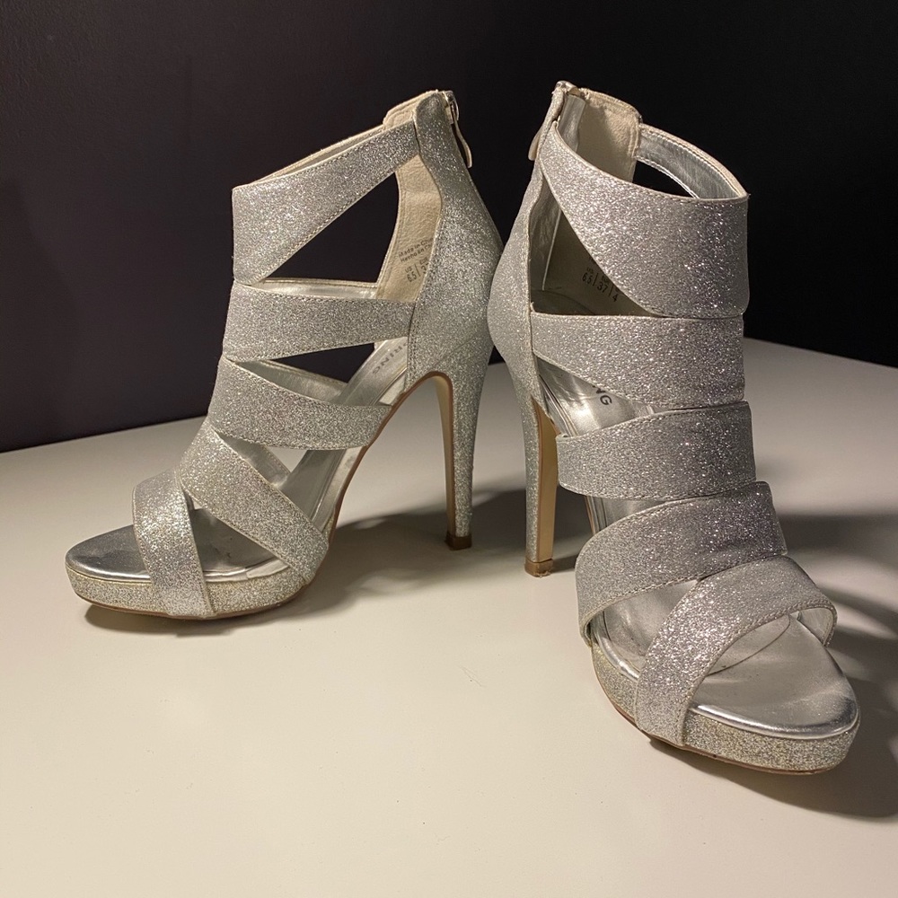 Talons hauts - Picture 3 of 5